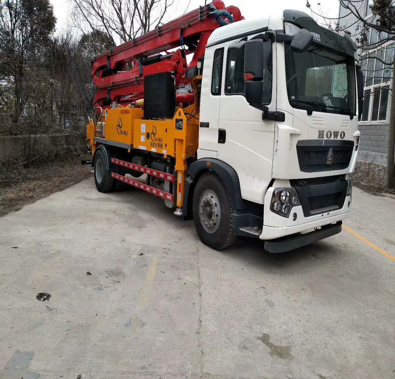 小型混凝土泵車，天泵，小型泵車