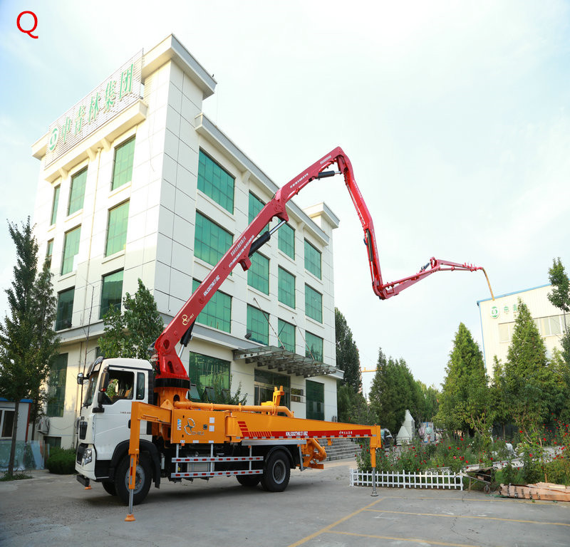 小型混凝土泵車，天泵，小型泵車